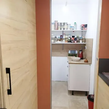 Hébergement de vacances Maison De Charme Proche Gare Et Centre