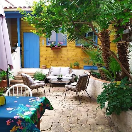 Holiday home Maison De Charme Proche Gare Et Centre